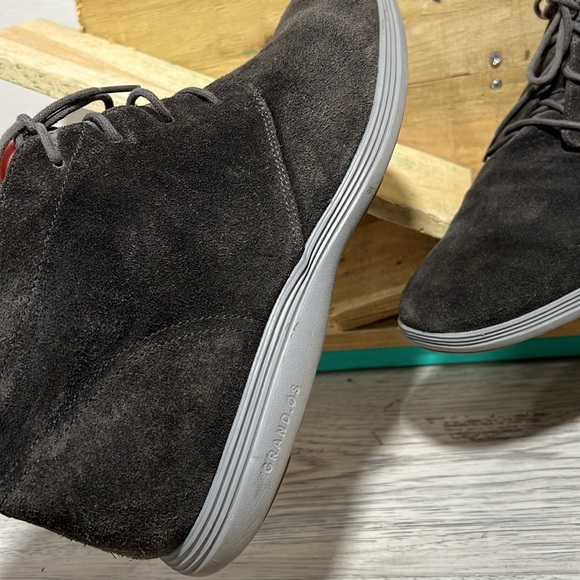 Cole Haan Grand Tour Men’s Size 13 M Gray Suede Chukka Ankle Boots C26184 - Picture 4 of 9